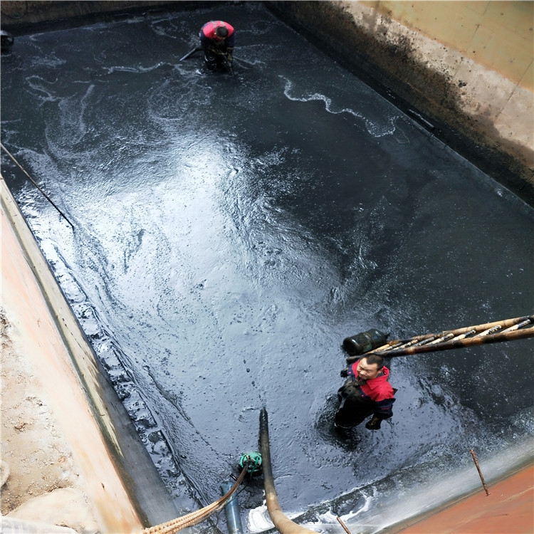 江陵废水池清理