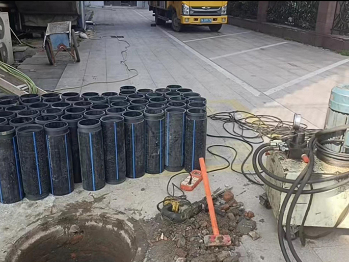江陵PE置换管厂家 DN315置换管 非开挖管短管置换